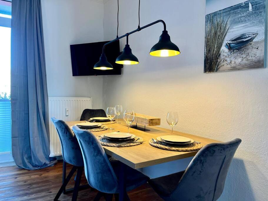 Apartment Meeresbrise Mit Balkon 후줌 외부 사진